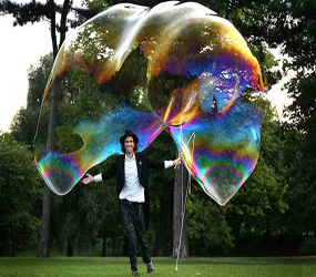 Enchanted Forest themed performers -Giant bubble blower acts to hire for garden parties 
