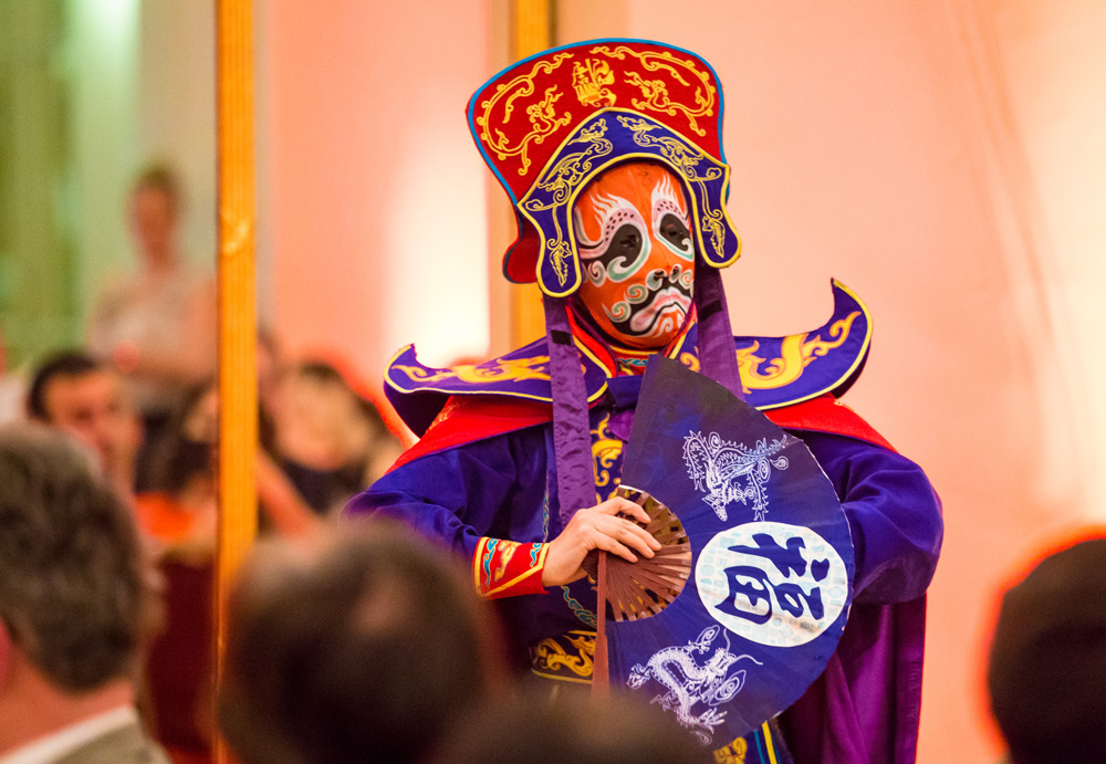 CHINESE FACE CHANGER ACT TO HIRE; AUTHENTIC CHINESE NEW YEAR ENTERTANMENT