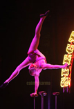 DRAMATIC ACROBATS FOR YOUR EVENT