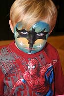 FACE PAINTER FOR CHILDRENS PARTIES - BATMAN