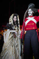 HALLOWEEN THEMED ENTERTAINERS: corpse bride stilt