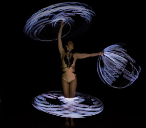 LED PROGRAMMABLE HULA HOOPS ACT - THEME COLOURS TO YOUR EVENT