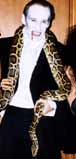snake-walkabout-halloween-horror-theme