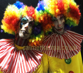 CIRCUS CLOWN JUGGLERS OR MINGLING CHARACTERS HIRE 