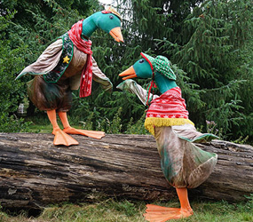 Festival Themed Entertainment - Walkabout interactive duck performers to book for family friendly events