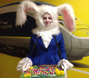 EASTER ENTERTAINMENT - BOOK BUNNY PERFORMER - GIVING OUT EASTER EGGS HIRE LONDON