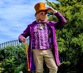 WONKA THEMED JUGGLER TO HIRE UK 