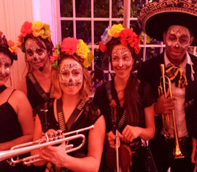 DAY OF THE DEAD HALLOWEEN ENTERTAINMENT - MARIACHI BANDS TO HIRE 