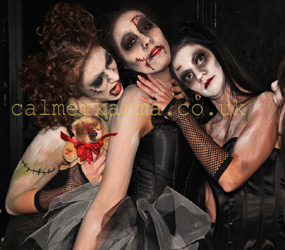 HALLOWEEN SCARY HOSTESSES THE ZOMBIE DOLLS